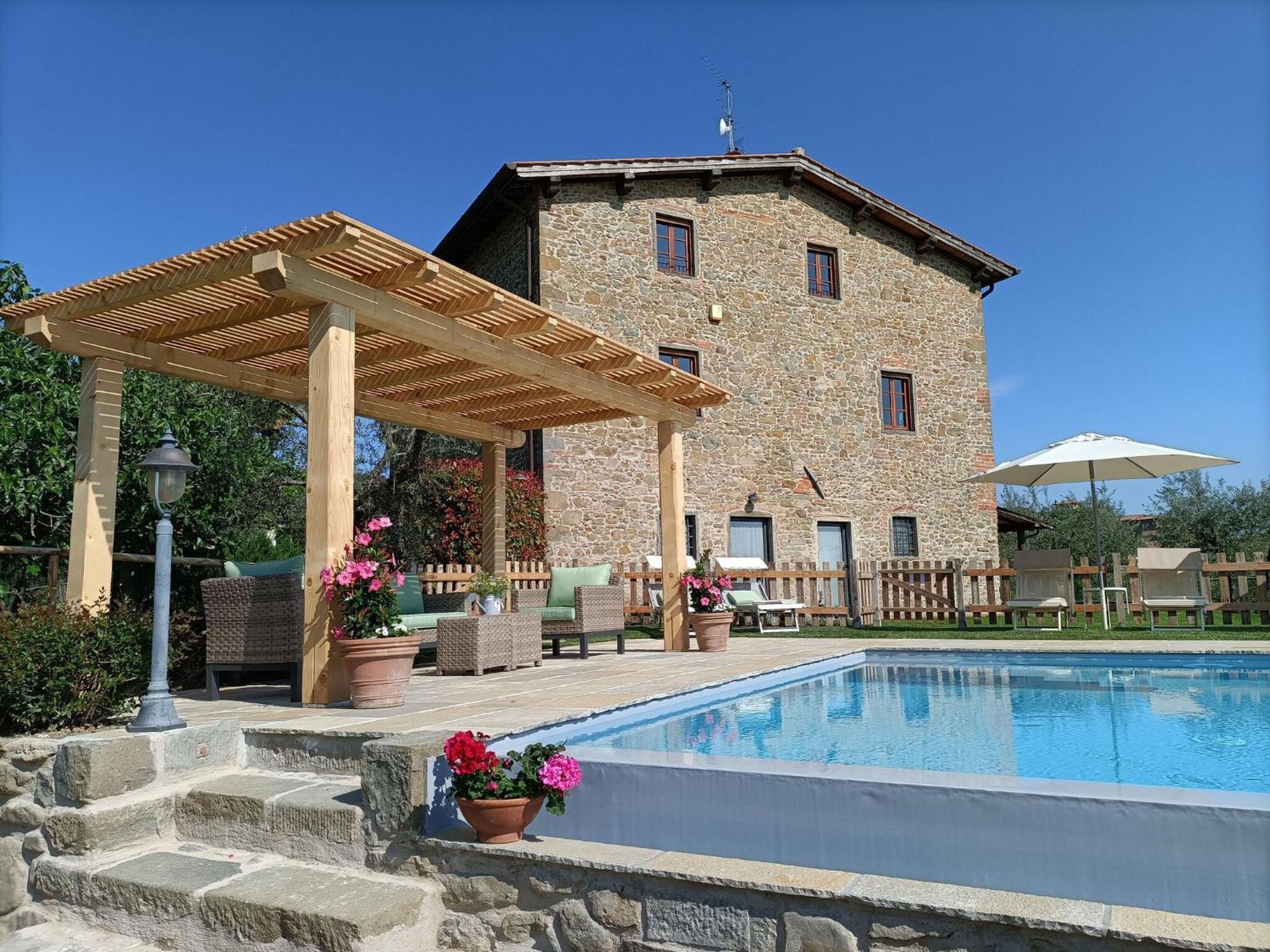 Villa Claudia Cavriglia Bagian luar foto