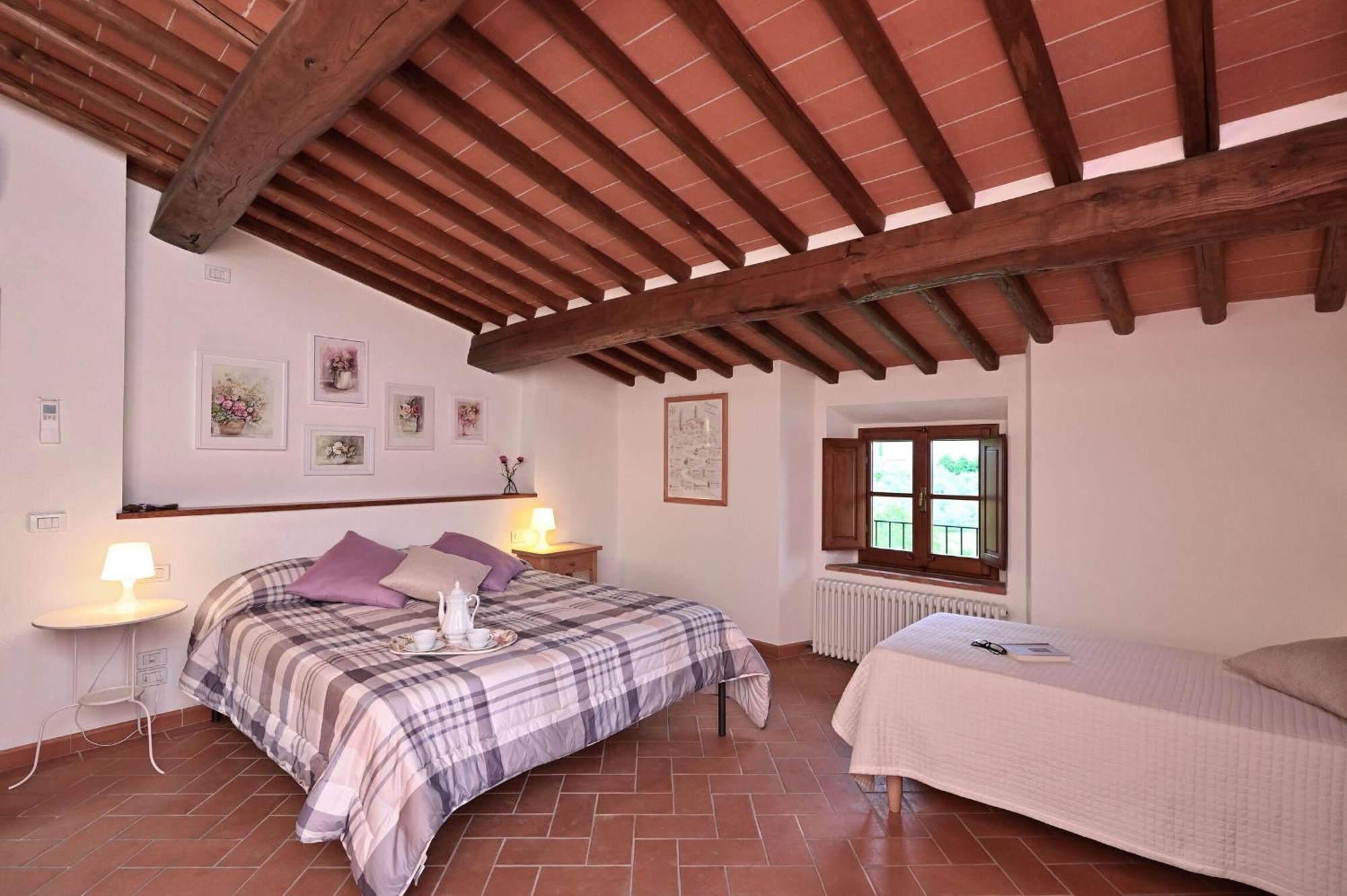 Villa Claudia Cavriglia Bagian luar foto