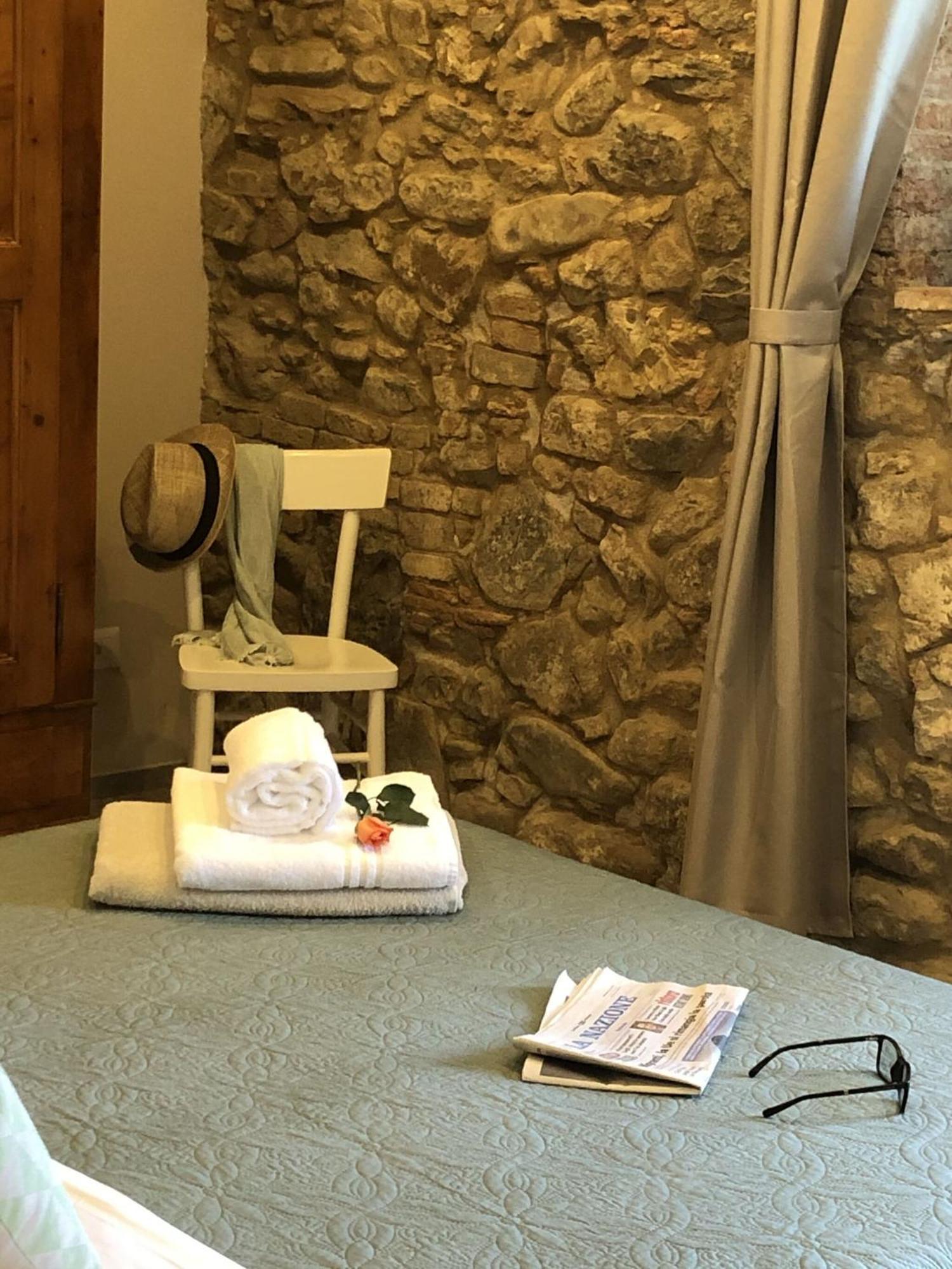 Villa Claudia Cavriglia Bagian luar foto